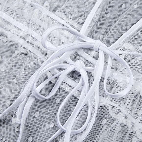 🆕 ‘Lassie’ Mesh Crop Top - Picture 2 of 3